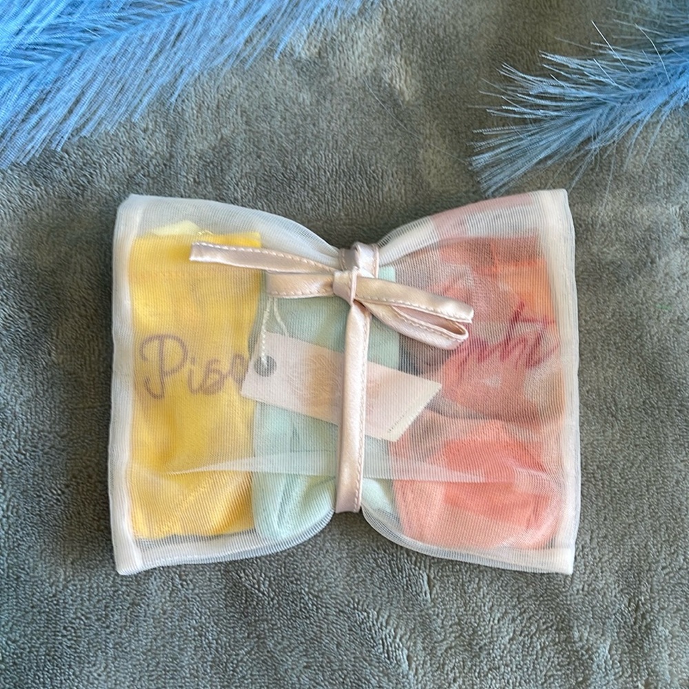 Pisces Zodiac Thongs - 4 pc gift set - one size - NWT